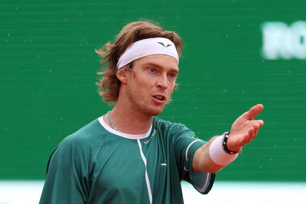 Exciting Showdowns Ahead: Rublev Takes on Monfils and Rune Faces Cobolli in Madrid R2!