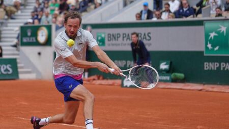 Exciting First Round Showdowns at the French Open: Hurkacz Takes on Fonseca and Cobolli Faces Cilic!