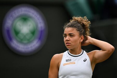 Paolini Powers Through Tomljanovic to Secure Spot in Paris Third Round!