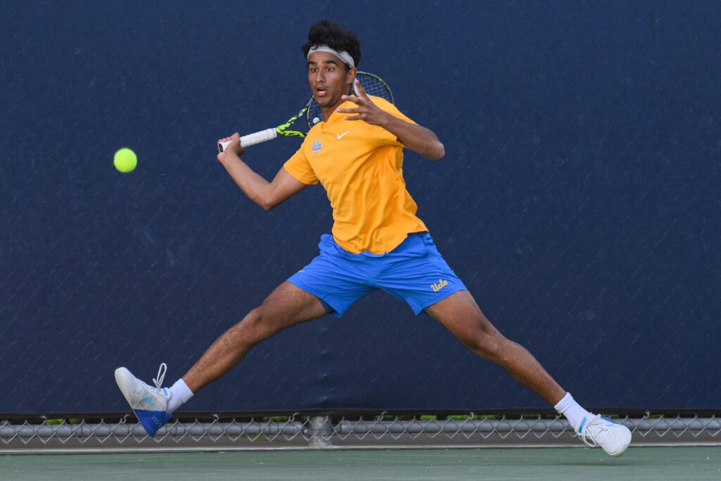 Men’s Tennis Triumphs Over UW-Whitewater 4-2, Secures Spot in NCAA Region Championship!