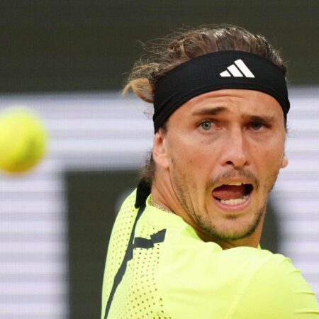 Thrilling Showdown: Men’s Singles Semifinal at the French Open!