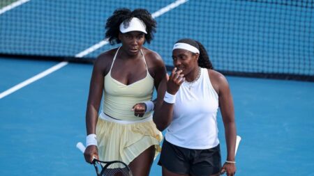 Venus Williams Shines Bright: Celebrating a Historic Singles Victory at 45!