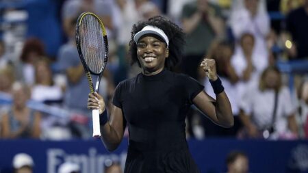 Venus ran out of gas, out in the second round of Washington