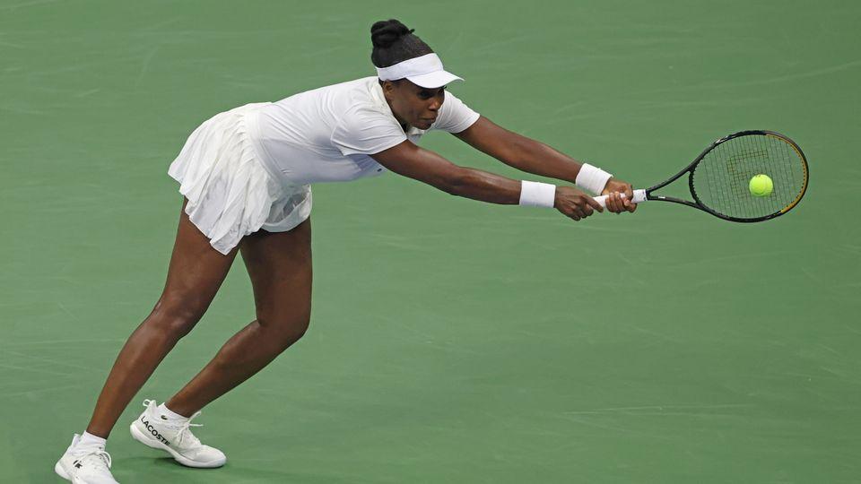 Tokyo R1 Showdown: Tiafoe Takes on Fucsovics and Munar Battles Berrettini!