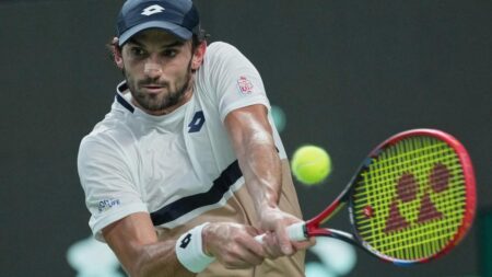 Thrilling Showdowns Ahead: Djokovic Takes on Munar and Rune Faces Mpetshi Perricard in Shanghai R4!