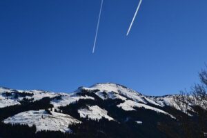 Showdown in Kitzbuhel: Bublik vs. Halys – Who Will Claim Victory?